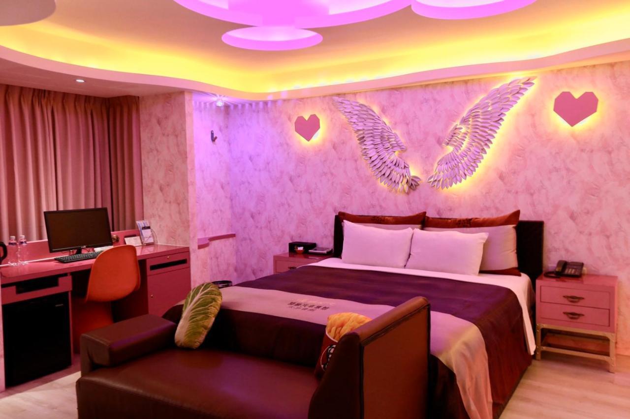Yosemite Motel - Taiyuan Branch Taichung Bagian luar foto